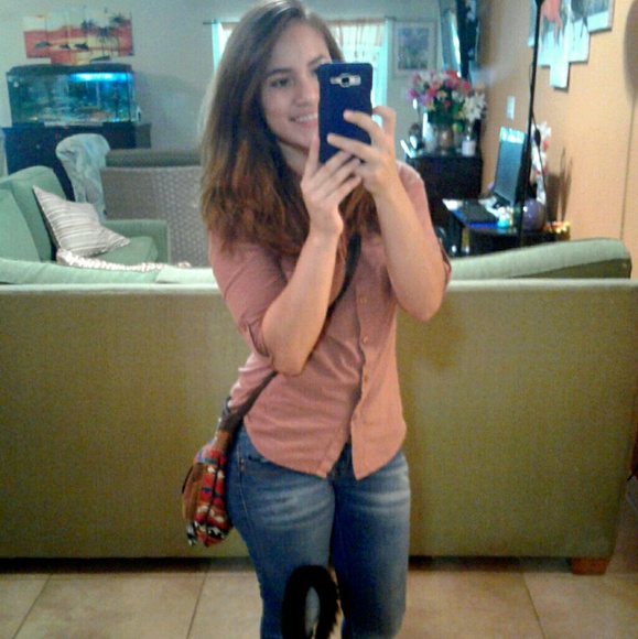 Meet your Posher, Tamara - Picture 2 of 2